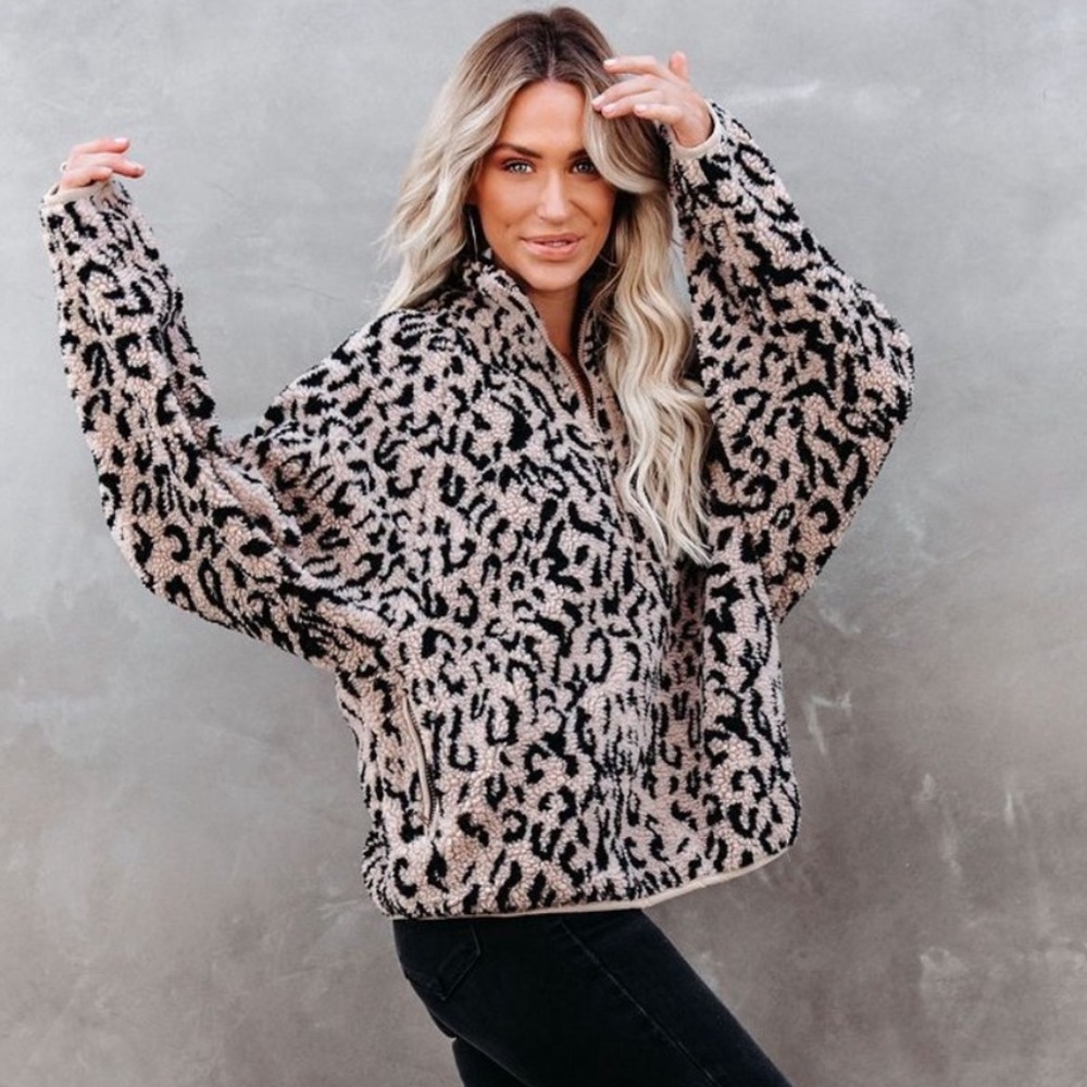 VICI Leopard Sherpa Oversized Quarter-Zip Pullover Sz Medium